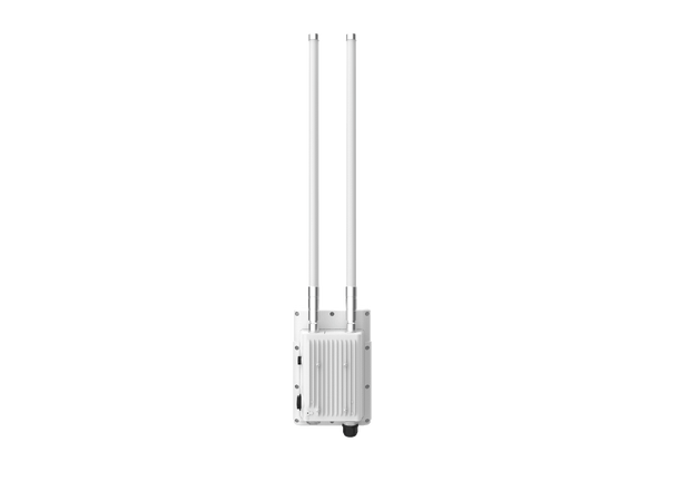Milesight UG67-L08GL - LoRaWAN Gateway 868MHz, 4G,LTE, GPS, WiFi, 1xETH 